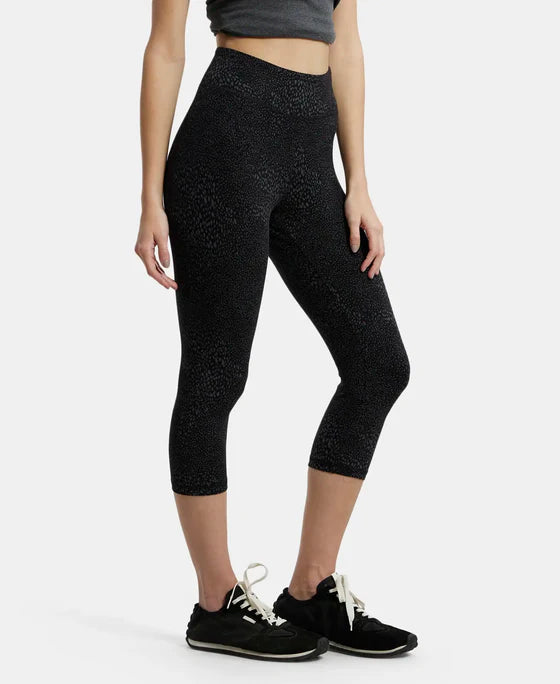 Super Combed Cotton Elastane Stretch Slim Fit Capri with Ultrasoft Waistband - Black print