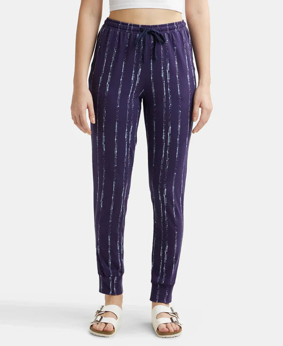 Super Combed Cotton Relaxed Fit Cuffed Hem Styled Printed Pyjama With Side Pockets - Pastel Lilac