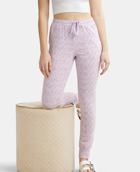 Super Combed Cotton Relaxed Fit Cuffed Hem Styled Printed Pyjama With Side Pockets - Pastel Lilac